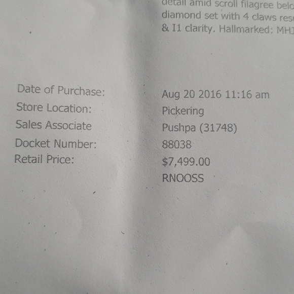 Michael Hill engagement ring - Picture 3 of 6